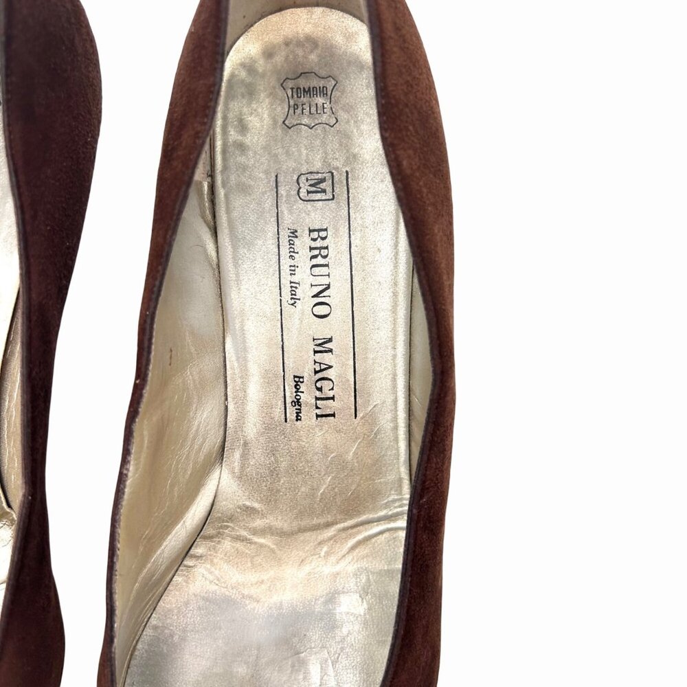 VINTAGE BRUNO MAGLI 80'S BROWN SUEDE PUMPS w GOLD METAL DETAIL ITALIAN 8 (7) - Picture 6 of 12